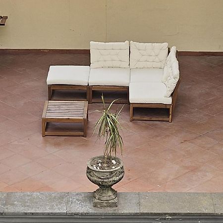 Appartamento Residenza Palazzo Miraldi-Ferrari Cava deʼ Tirreni Esterno foto